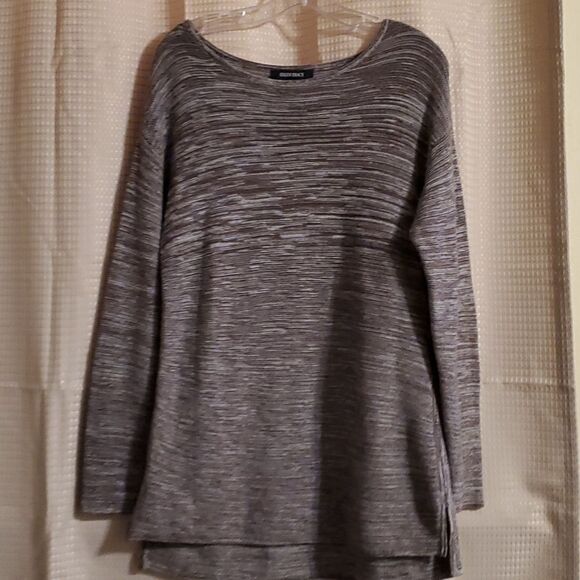 Ellen Tracy Scoop Neck Split Hem Sweater  Large Women's - Picture 1 of 7